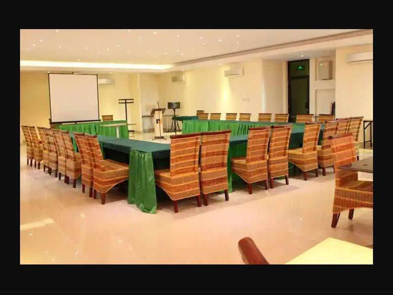 Pundi Rejeki Hotel Jambi Bagian luar foto